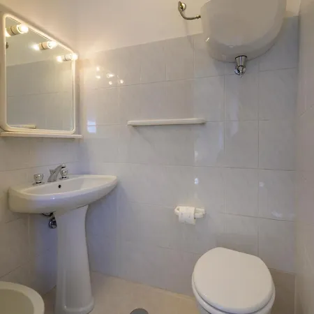 Locazione Turistica Via Mazzini 23a *